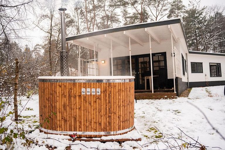 Unieke bungalow met hottub (2personen) - 1