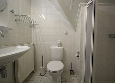 Mooi vakantiehuis direct aan het water - 15