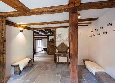 Historische watermolen in groene omgeving - 11
