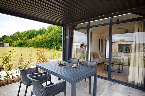 Tiny House op waterrijk park - 2