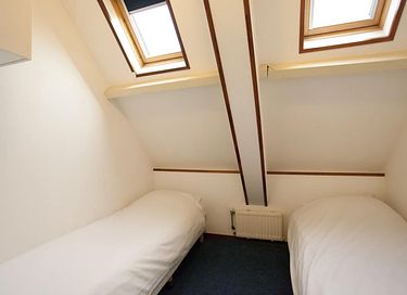 Cozy group accommodation in the Veluwe - 11
