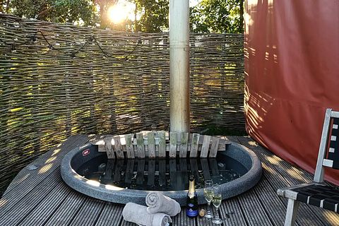 Luxuriöse Jurte mit eigenem Whirlpool - 4