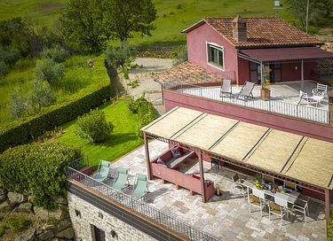 Grote villa met prachtig uitzicht - 8