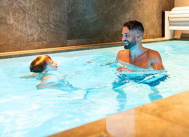 Familiehuis met eigen zwembad en wellness - 9
