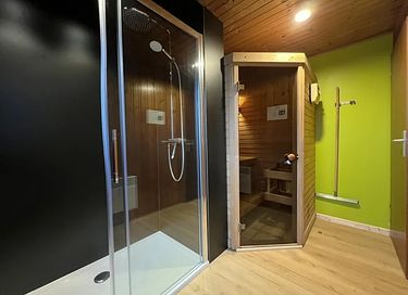 Vakantiewoning met sauna en jacuzzi - 17
