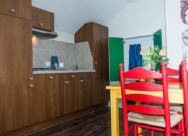 Tiny house at fun family campground - 10