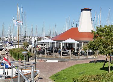 Houseboat (max 4 pers) in harbor Lelystad - 12