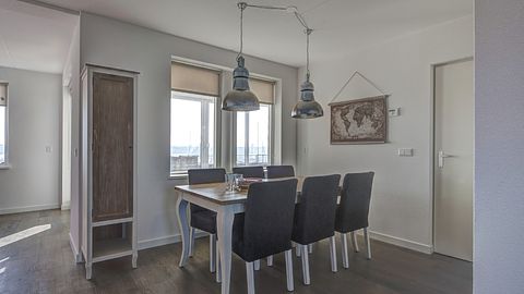 6-person apartment with balcony and view - 4