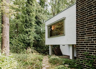 Design villa met grote bostuin in Limburg - 6