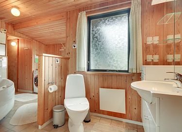 Vakantiehuis aan het water op een mooie plek - 32