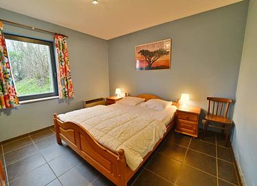 Maison familiale avec vue dans les Ardennes - 12