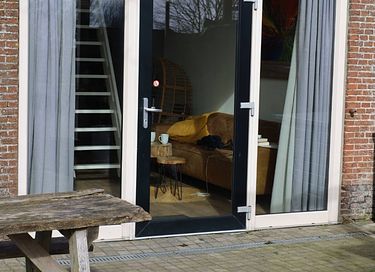 Ehemaliges Kutschenhaus mit Blick auf Wiesen - 3