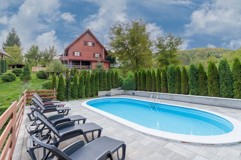 Spacious holiday home with (heated) pool - 1