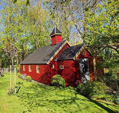 Heavenly night in a chapel - 3