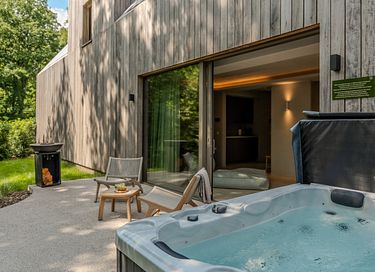Romantic wellness suite in the forest - 2