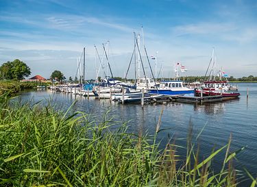Ruim vakantiehuis op park aan het water - 27