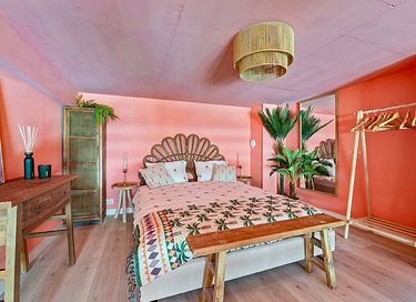 Farbenfrohes Loft mit Palmen in Breda - 26