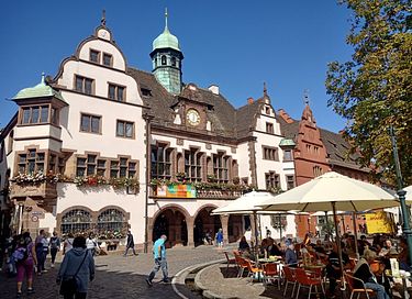  Mobiele circuswagen in Freiburg - 9