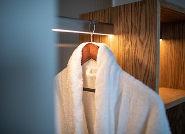 Luxury room in Amsterdam with view of the IJ - 8