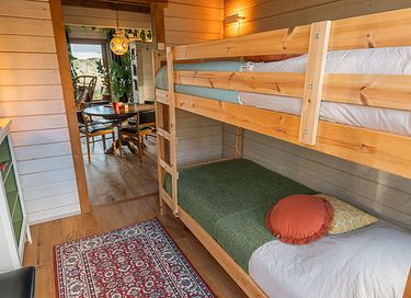 Attractive log cabin close to beach and sea - 9
