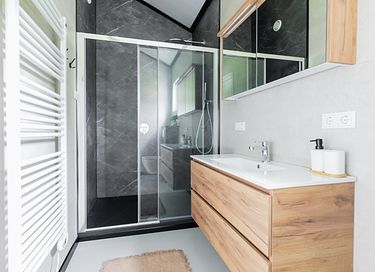 Modern vakantiehuis met hottub in Drenthe - 21
