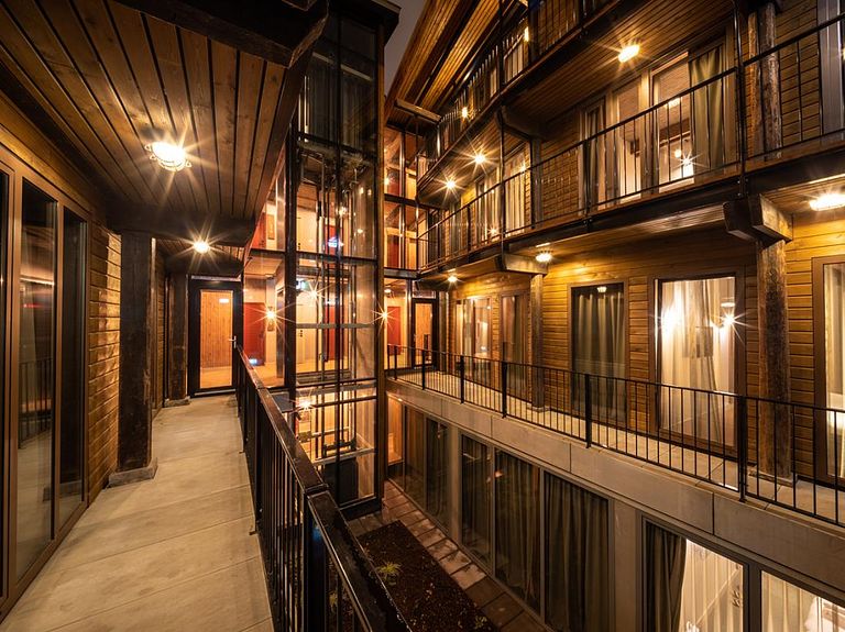 Unique Amsterdam hotel in an old wood shop - 1