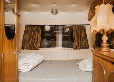Knusse caravan in Hostel in Gent - 3
