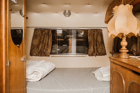 Knusse caravan in Hostel in Gent - 3