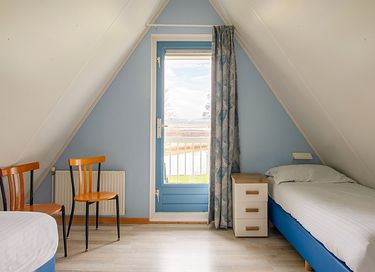 Spacious A-frame bungalow in Groningen (4p) - 6