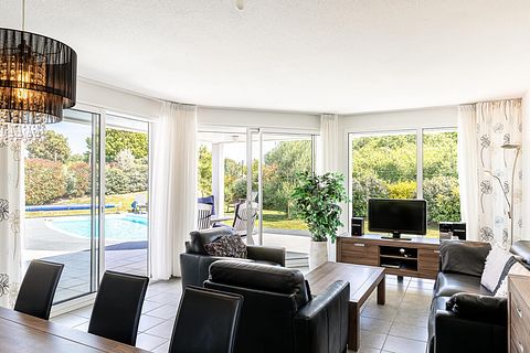 Vacation villa with private pool in France - 4