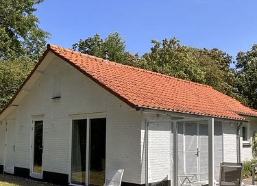Vakantiebungalow op bosrijk park aan de kust - 20
