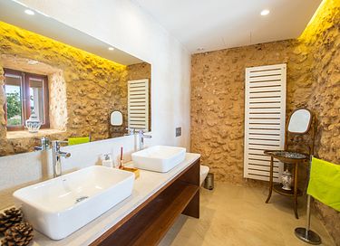 Modern en groot vakantiehuis met zwembad  - 43