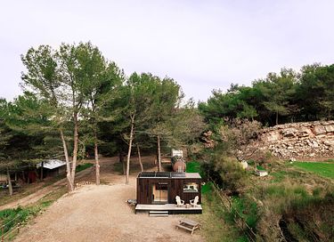 T tiny house in southern France with a view - 2