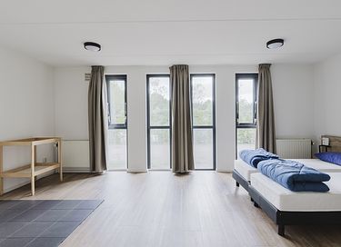 Geräumige Gruppenunterkunft mit überdachter Terrasse - 24