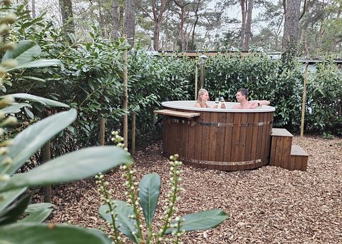 Logement de vacances à Drenthe avec jacuzzi privé - 3
