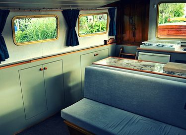 Expérience unique de sommeil sur l'eau à bord d'un bateau - 10