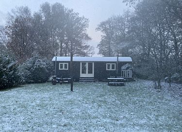 Knusse pipowagen bij natuurpark in Drenthe - 16
