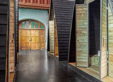 Logement de groupe unique (12p) dans une église - 14