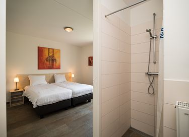 Vakantiewoning met tuin op waterrijk park - 6