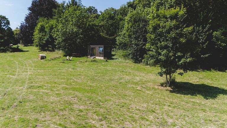 Ökologisches Minihaus mit Blick aufs Land - 1