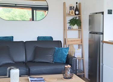 Woonboot met hottub in de Champagne streek - 11