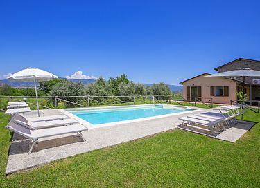 Vakantievilla met zwembad op het platteland - 17
