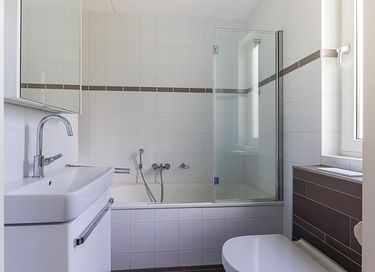 Stimmungsvolle Ferienwohnung direkt am Wasser - 12