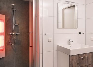 5-person lodge with infrared cabin - 6