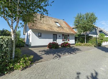 Modern vakantiehuis met prachtige tuin - 33