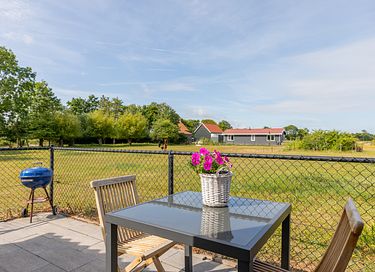 Holiday home with a covered patio (Zeeland) - 2