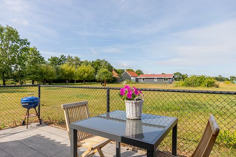 Holiday home with a covered patio (Zeeland) - 2