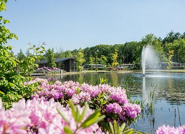 Logement de vacances au bord de l'eau dans un parc de vacances - 3