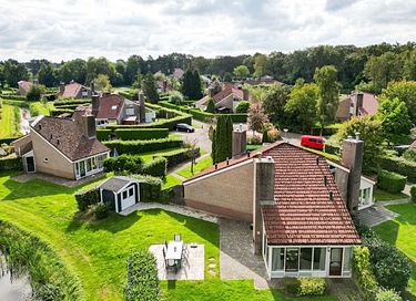 Moderner Bungalow mit gemütlichem Außenkamin - 44