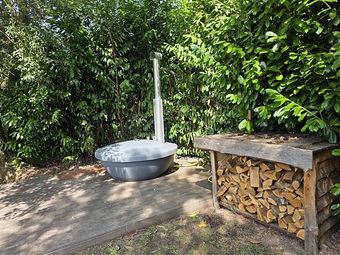 Tiny House junto al agua - 2